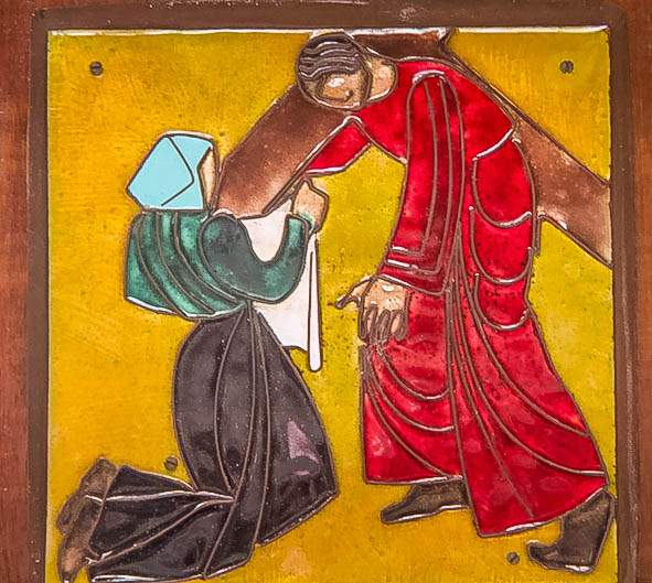 Veronica wipes the face of Jesus